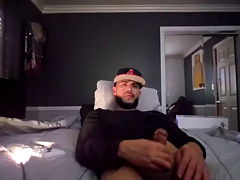 Snapshot of gardy8585 chatting on 01-23-25, 09:50 gardy8585 online show from 01-23-25, 09:50