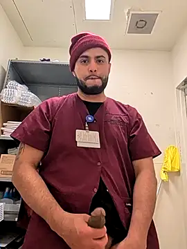 Snapshot of gardy8585 chatting on 12-21-25, 12:56 gardy8585 online show from 12-21-25, 12:56