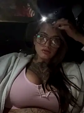 Snapshot of lexymarie chatting on 10-30-25, 10:32 lexymarie online show from 10-30-25, 10:32