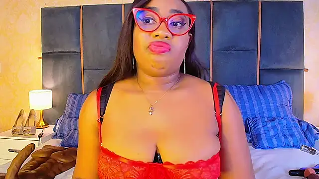 CaseyMoon online show from 10-16-25, 12:39