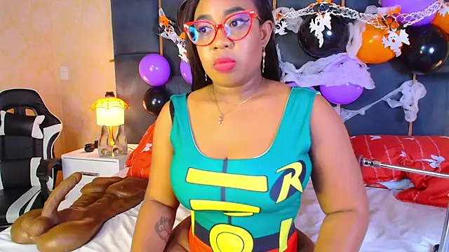 CaseyMoon online show from 10-24-25, 12:56