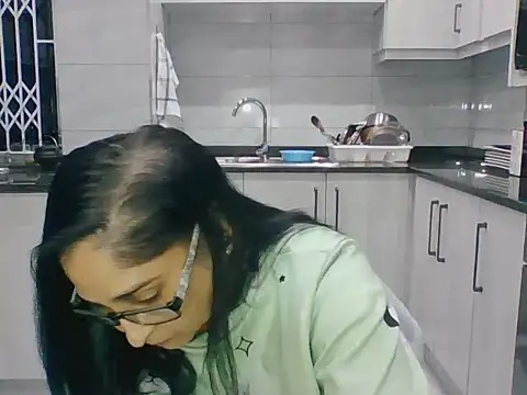 Indiankushy online show from 07-06-26, 05:37