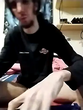 Snapshot of Prehi1 chatting on 10-17-25, 09:56 Prehi1 online show from 10-17-25, 09:56