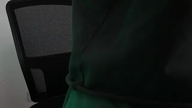 Snapshot of trieone chatting on 12-03-25, 10:35 trieone online show from 12-03-25, 10:35