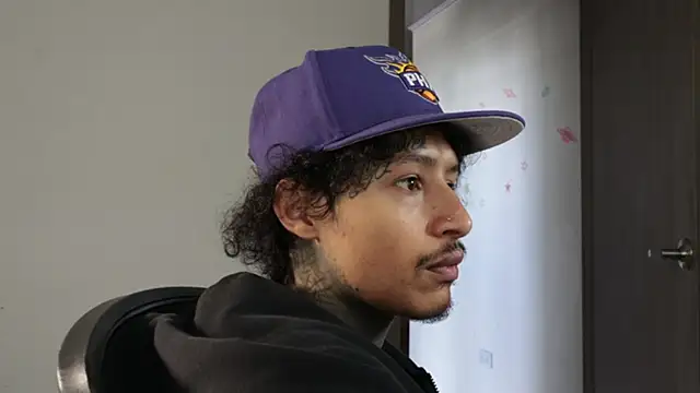 trieone online show from 04-20-26, 03:37