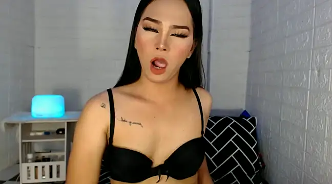 urnaughtydolly69 online show from 01-29-25, 07:25