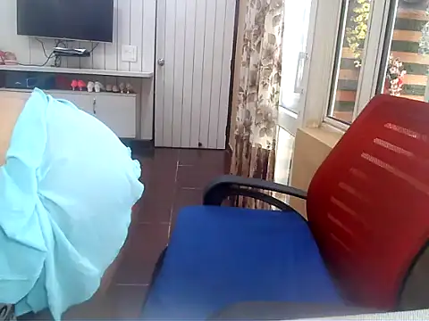 yourradhika online show from 12-16-25, 08:30