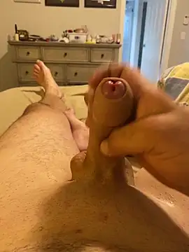 Snapshot of toyotagts chatting on 09-17-25, 10:55 toyotagts online show from 09-17-25, 10:55