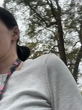 Snapshot of lolabunny9 chatting on 12-09-24, 07:18 lolabunny9 online show from 12-09-24, 07:18