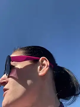 Snapshot of lolabunny9 chatting on 01-29-25, 04:08 lolabunny9 online show from 01-29-25, 04:08