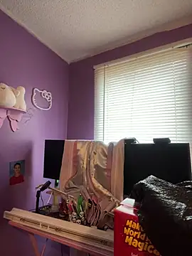 Snapshot of lolabunny9 chatting on 02-08-25, 09:46 lolabunny9 online show from 02-08-25, 09:46