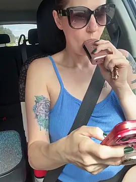 lolabunny9 online show from 03-28-26, 03:55