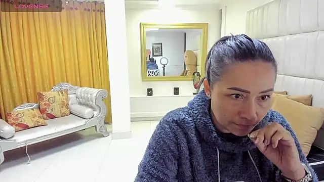 gaby trent online show from 03-06-25, 01:03