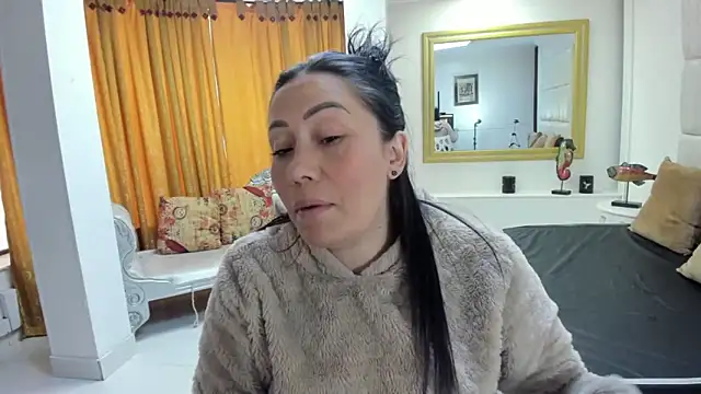 gaby trent online show from 09-26-25, 02:21