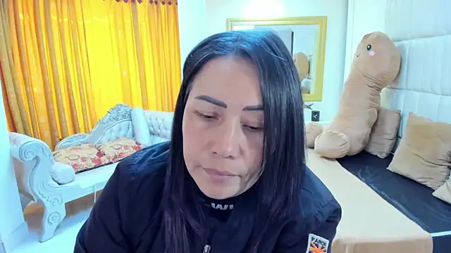 gaby trent online show from 10-23-25, 02:16