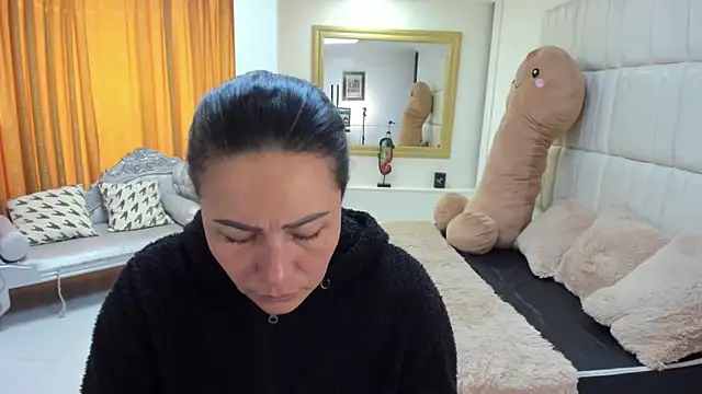 gaby trent online show from 11-11-25, 02:17