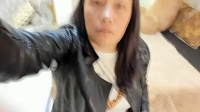 gaby trent online show from 04-04-26, 02:58