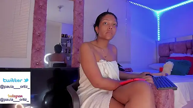 Snapshot of canelita_passion_ chatting on 02-25-25, 04:46 canelita passion online show from 02-25-25, 04:46