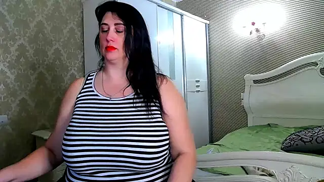 Evelyn Shy online show from 03-12-25, 10:05