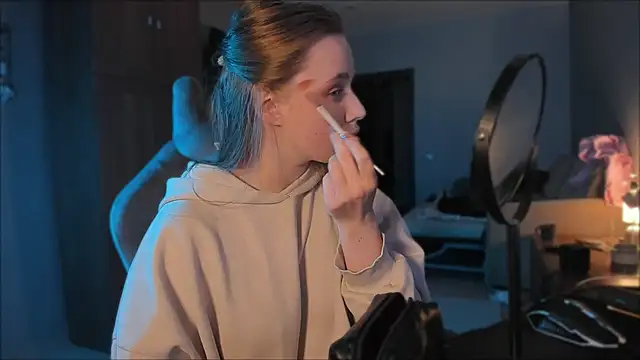 Rachel Ro online show from 01-11-25, 04:14