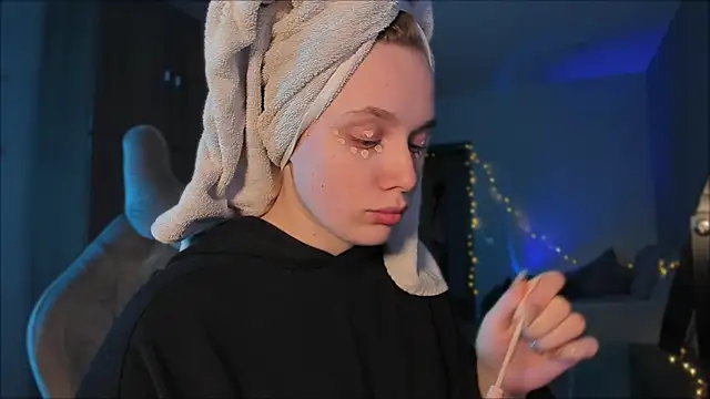 Rachel Ro online show from 01-22-25, 10:18