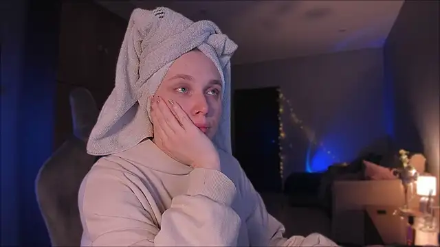 Rachel Ro online show from 01-25-25, 08:42