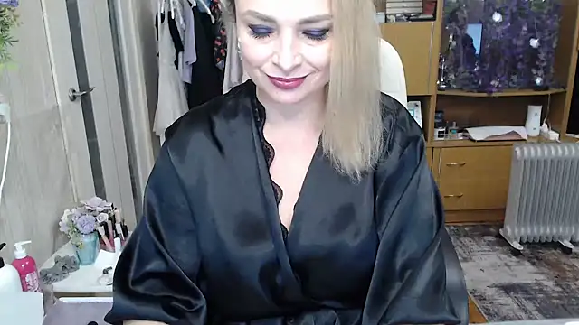 Snapshot of Mika_Passion chatting on 09-24-25, 07:33 Mika Passion online show from 09-24-25, 07:33