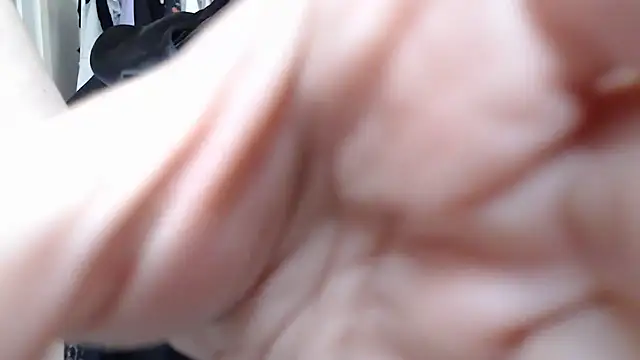 Snapshot of Mika_Passion chatting on 09-26-25, 08:18 Mika Passion online show from 09-26-25, 08:18