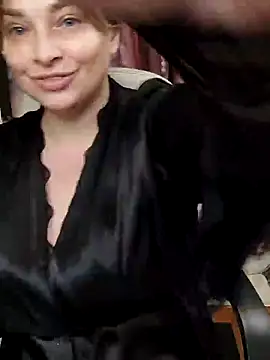 Snapshot of Mika_Passion chatting on 06-14-26, 07:21 Mika Passion online show from 06-14-26, 07:21