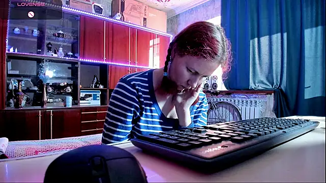 pa1e pr1ncess online show from 03-09-25, 12:53