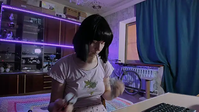 Snapshot of pa1e_pr1ncess chatting on 06-22-26, 06:54 pa1e pr1ncess online show from 06-22-26, 06:54