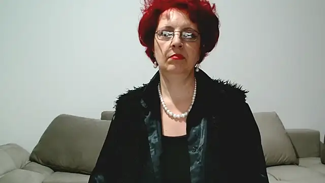 Snapshot of MilfSupreme chatting on 01-21-25, 08:32 MilfSupreme online show from 01-21-25, 08:32