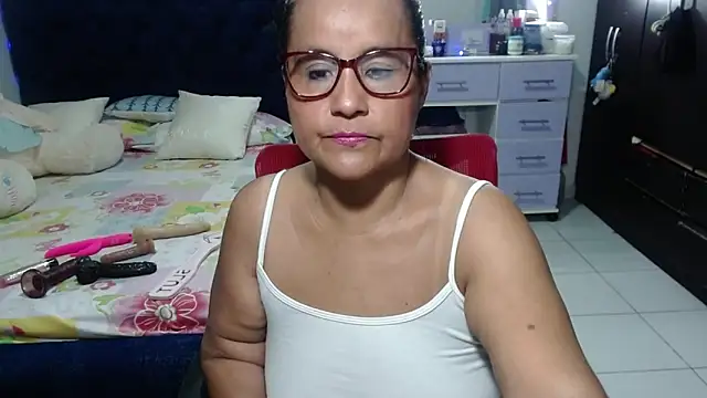 pervert mommy  online show from 02-10-26, 10:30