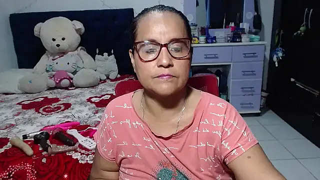 pervert mommy  online show from 05-17-26, 10:00