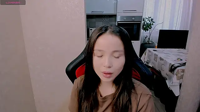 AyaMoon online show from 11-26-25, 04:46