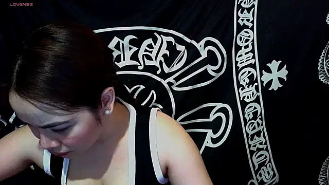 Snapshot of _preciousmoira_ chatting on 06-21-26, 04:48 preciousmoira online show from 06-21-26, 04:48