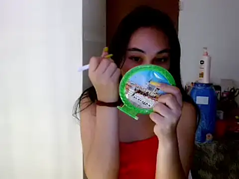 Snapshot of SweetLilly_18 chatting on 01-25-25, 11:55 SweetLilly 18 online show from 01-25-25, 11:55