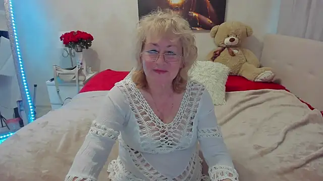 Snapshot of laylaroma chatting on 11-23-25, 07:08 laylaroma online show from 11-23-25, 07:08