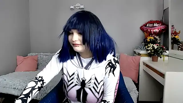 Estheri online show from 02-03-26, 07:57