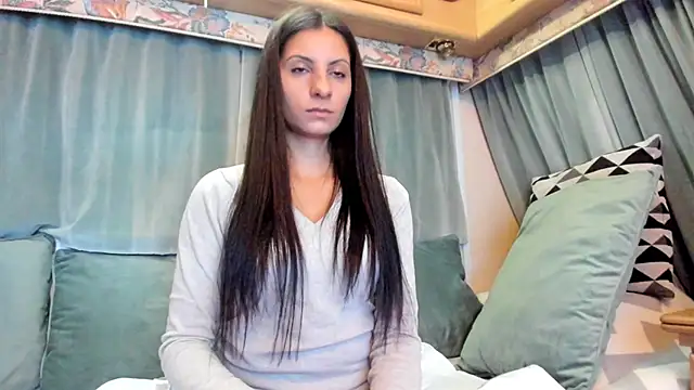 Snapshot of Dirty-Bya chatting on 09-28-25, 06:46 Dirty-Bya online show from 09-28-25, 06:46