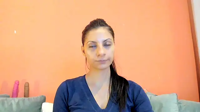 Snapshot of Dirty-Bya chatting on 10-08-25, 07:33 Dirty-Bya online show from 10-08-25, 07:33