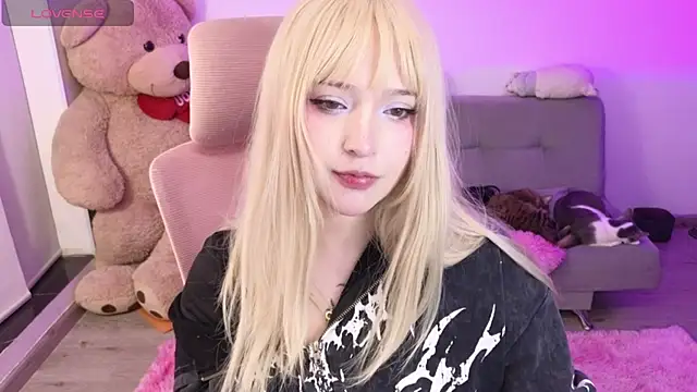 Snapshot of KuroChan420 chatting on 05-01-26, 02:16 KuroChan420 online show from 05-01-26, 02:16