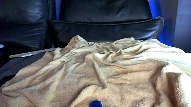 Snapshot of eurodiznee chatting on 06-30-26, 10:33 eurodiznee online show from 06-30-26, 10:33