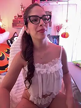 Zoe Bae online show from 10-22-25, 08:41