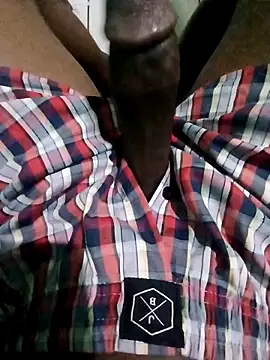 Snapshot of Thato09024573 chatting on 05-03-26, 03:40 Thato09024573 online show from 05-03-26, 03:40