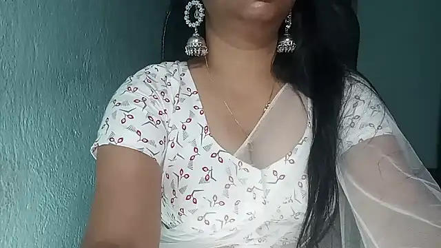 Snapshot of YourModhu chatting on 04-30-26, 05:41 YourModhu online show from 04-30-26, 05:41