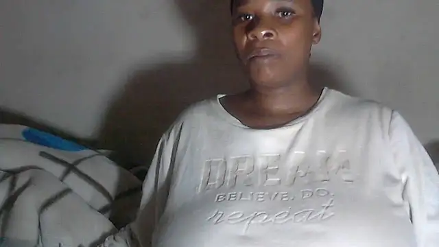 Snapshot of Choco-Coco10 chatting on 03-01-26, 10:45 Choco-Coco10 online show from 03-01-26, 10:45