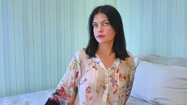  Lily  online show from 10-30-25, 06:59