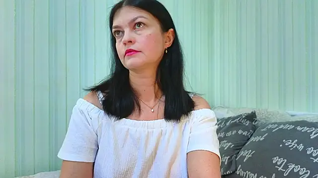  Lily  online show from 03-17-26, 07:33