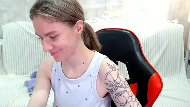 Mila Jon online show from 10-09-25, 06:00